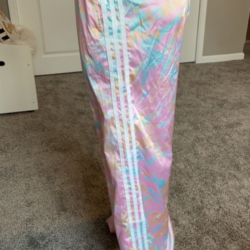 New with tags vintage adidas pants.
